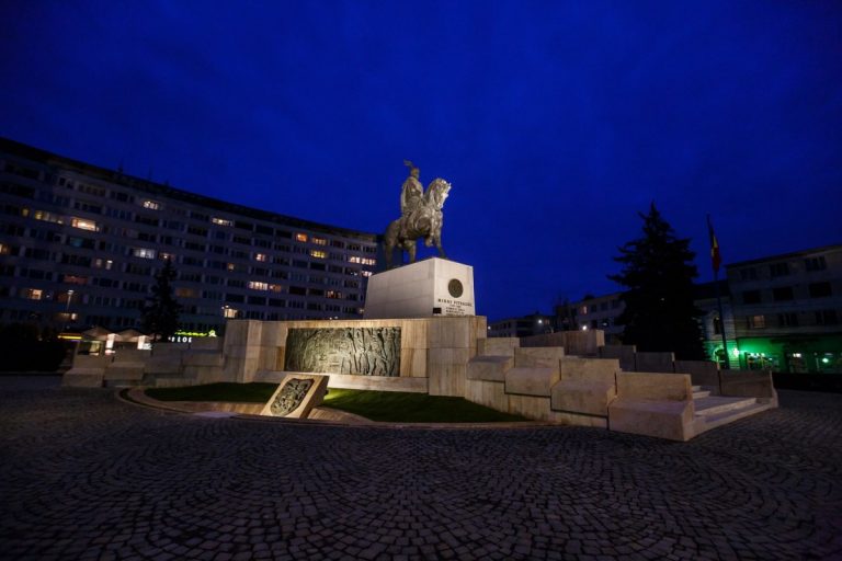 Modernizarea Pieței Mihai Viteazul din Cluj-Napoca a fost finalizată