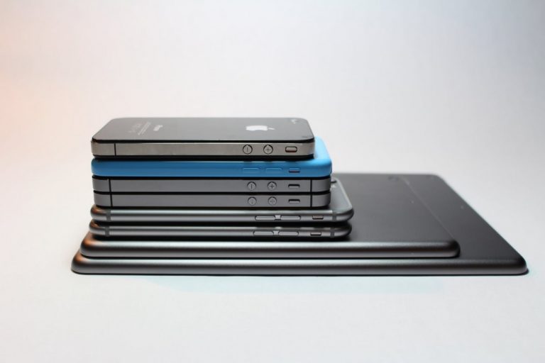 cum protejezi telefonul iarna