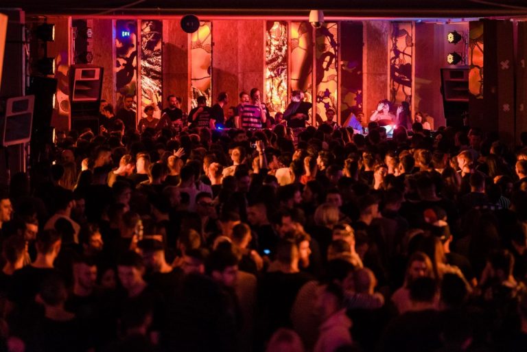 Hi Fi Fi revine în primăvară cu un nou party la Cluj 6 Hi Fi Fi revine în primăvară cu un nou party la Cluj