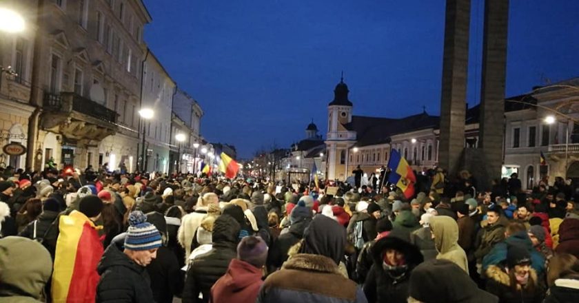 Protest la Cluj! Mii de oameni au ieşit în stradă pentru a susține Justiția