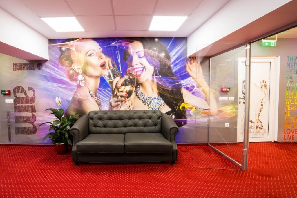 studio videochat legal
