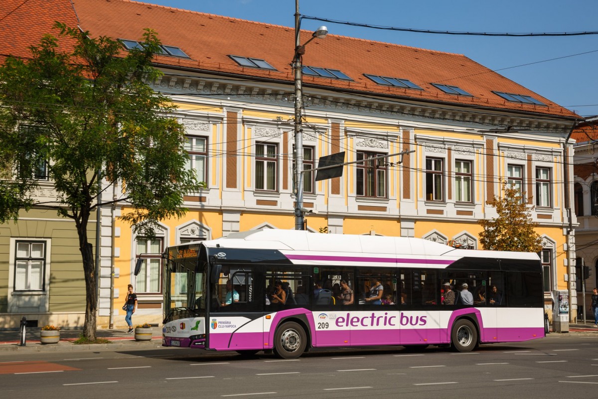 Inedit la Cluj: teatru în mijloacele de transport în comun
