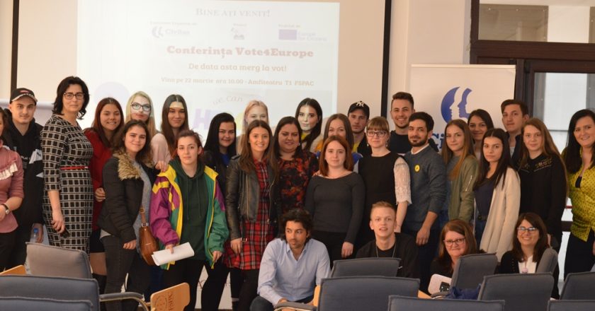 Conferință și ateliere la Cluj despre importanța participării la vot în rândul tinerilor