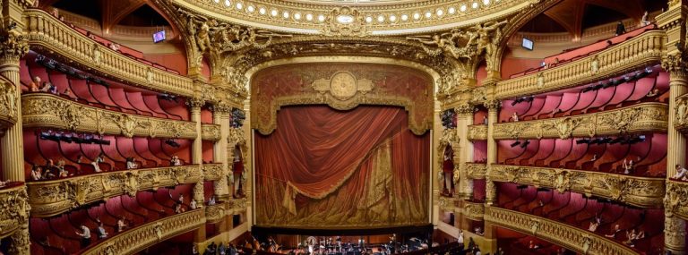 Primăria Cluj doreşte să ia un credit pentru a putea construi Filarmonica