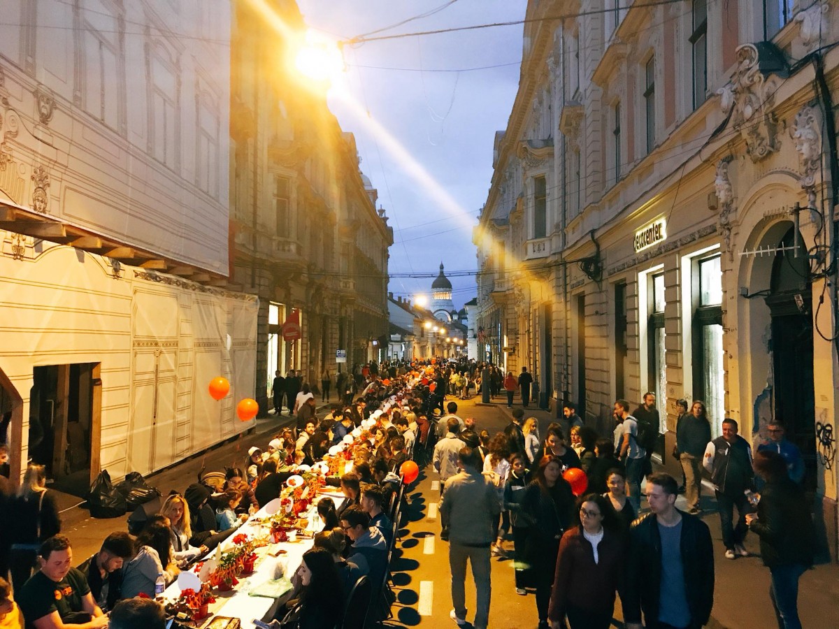 "Strada în oglindă" din Cluj transformată în pietonală pe bani europeni