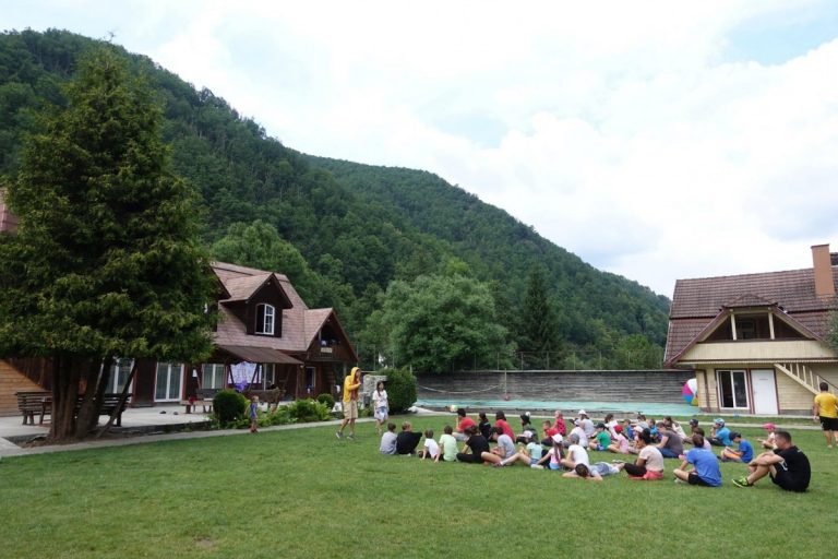 Concert caritabil la Cluj | Se strâng bani pentru 100 de copii din familii defavorizate