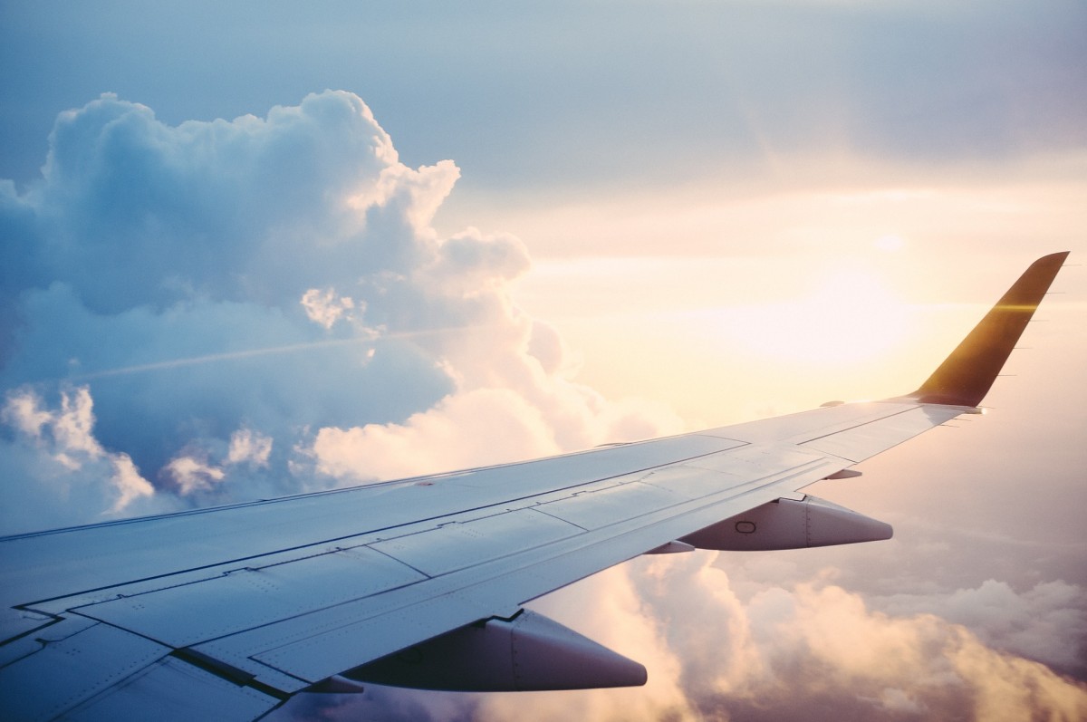 Cum poți găsi chiar azi cele mai ieftine bilete de avion