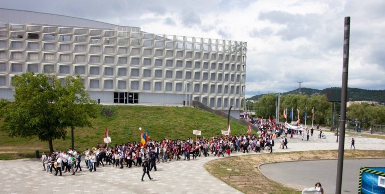 marsul absolventilor universitatea tehnica cluj