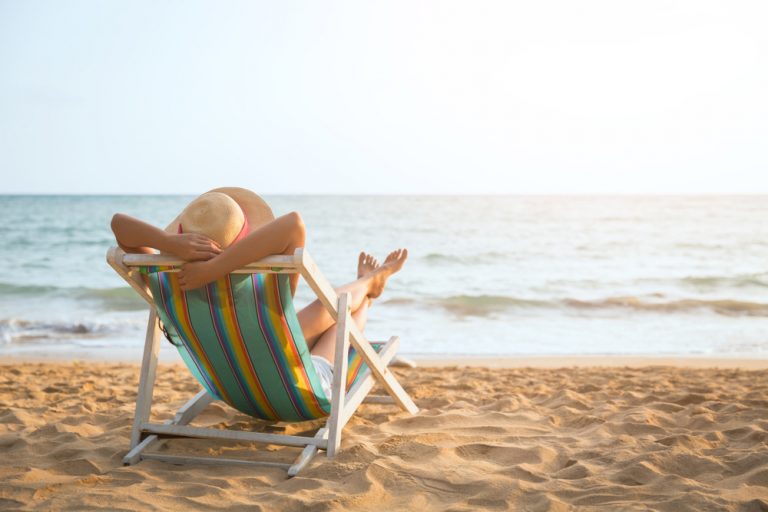 Vrei să faci plajă în luna mai? 5 destinaţii pentru o excursie perfectă în această perioadă 1 Vrei să faci plajă în luna mai? 5 destinaţii pentru o excursie perfectă în această perioadă