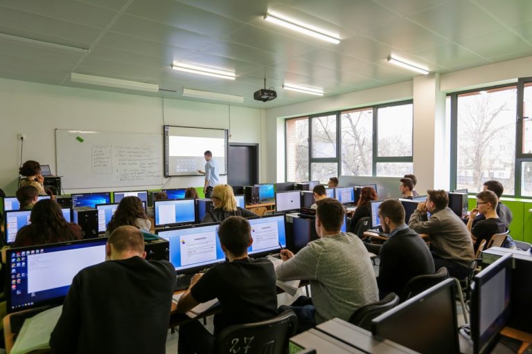 premiu elevi bacalaureat