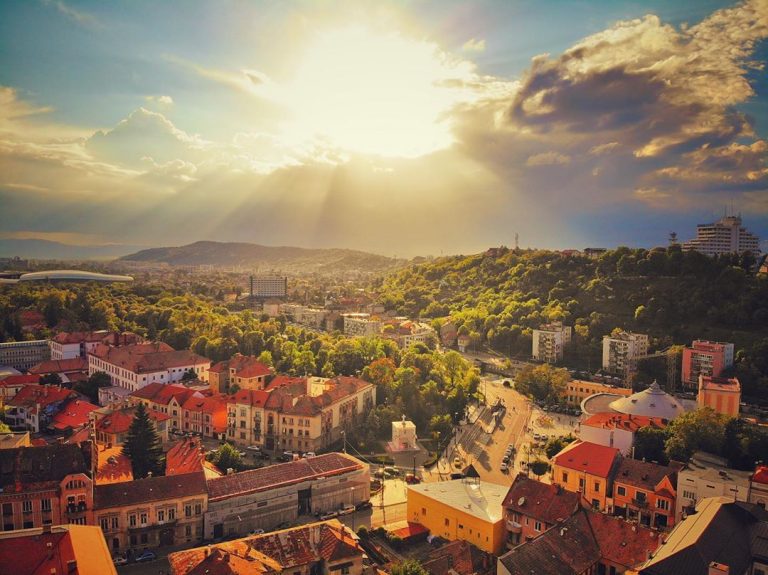Jurnaliştii CNN au inclus Clujul în topul celor mai frumoase oraşe din Europa care au prea puțini turiști