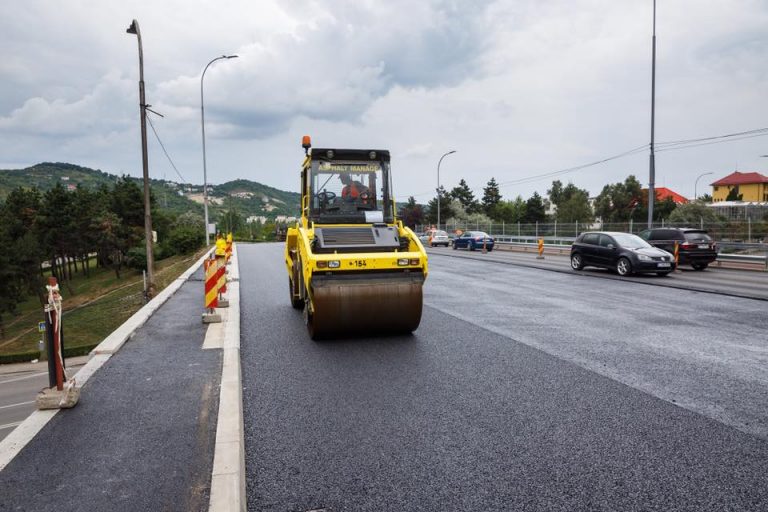 Circulaţia pe Podul "N" din Mănăștur va fi complet redeschisă din 15 august