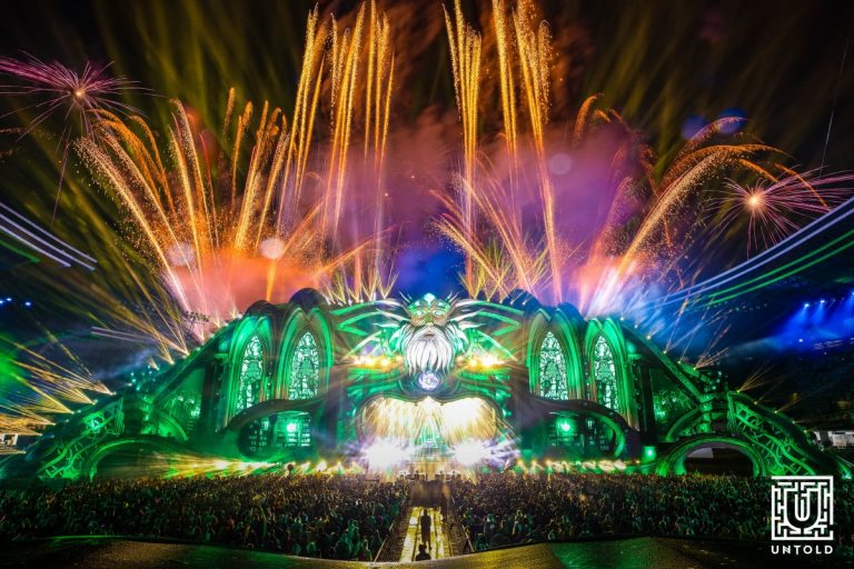 UNTOLD 2020 va avea loc în perioada 30 iulie - 2 august 4 Peste 95.000 de oameni prezenţi în cea de-a doua zi a festivalului UNTOLD
