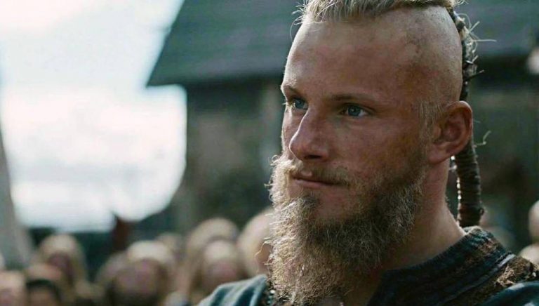 Actorul Alexander Ludwig vine la Cluj la evenimentul Transylvania Comic Con 10 Actorul Alexander Ludwig vine la Cluj la evenimentul Transylvania Comic Con