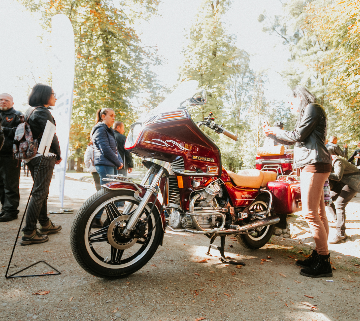 Moto Retro Cluj - expoziția bijuteriilor pe două roți din 1960 până în prezent