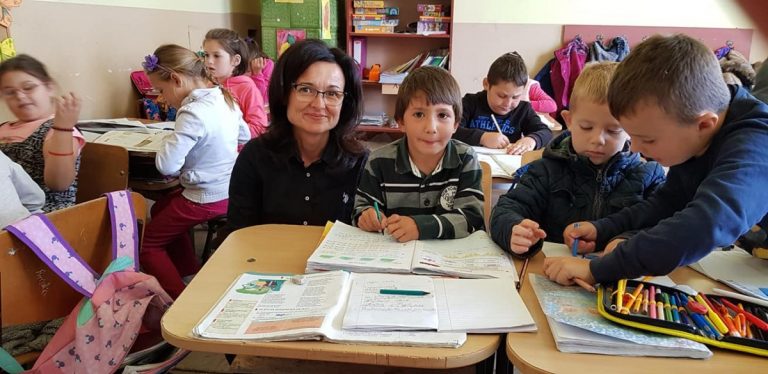 Eu merg cu drag la școală - un nou proiect derulat de Asociația "Vreau să trăiesc liber" 10 Eu merg cu drag la școală