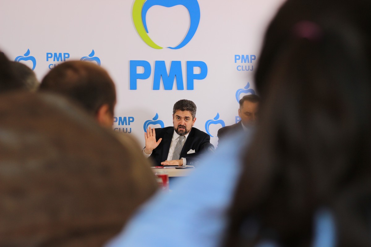 Theodor Paleologu: „Trebuie purtate discuții serioase despre reforma Constituției actuale"
