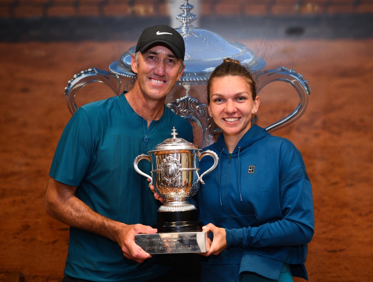 Simona Halep si Darren Cahil 2
