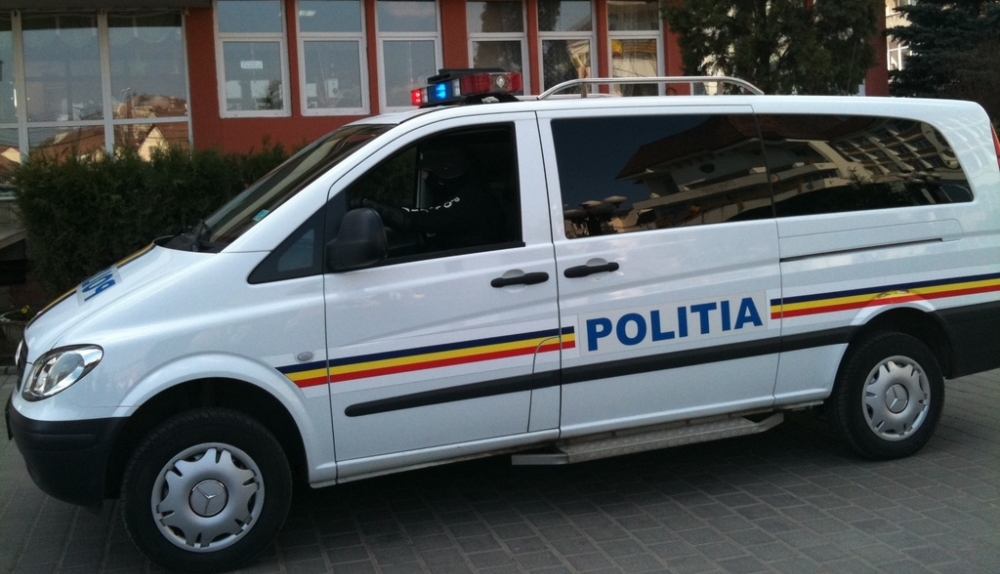 Gest de omenie la Cluj: cum au ajutat poliţiştii un tată disperat, care îşi ducea copilul de trei ani la spital