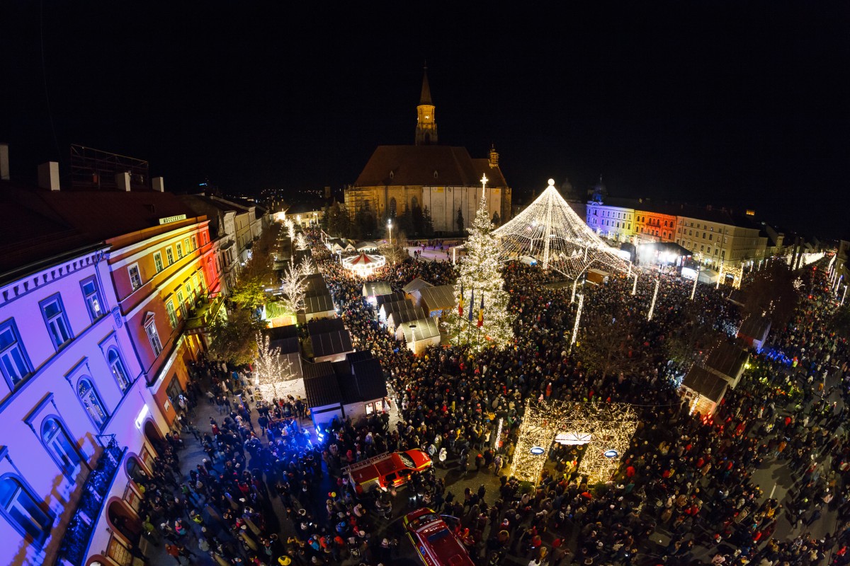 CLUJ | Peste 100.000 de oameni au participat la evenimentele dedicate Zilei Naționale a României
