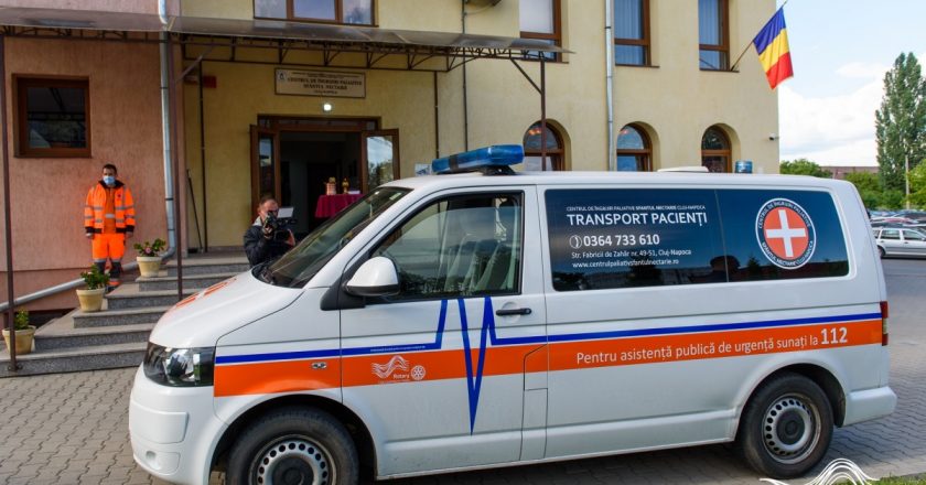 Ambulanţă donată Centrului de Îngrijiri Paliative "Sfântul Nectarie" Cluj-Napoca