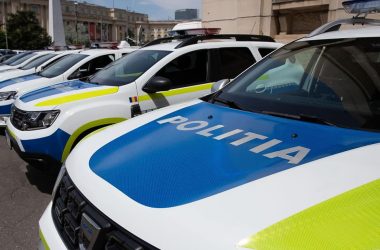 Poliția Română cumpără 6700 de mașini noi de la Dacia