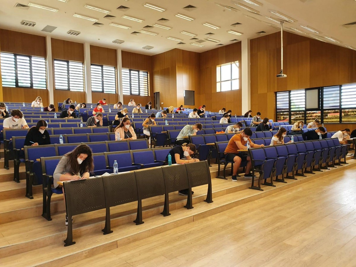 Cele mai căutate specializări în acest an la UMF Cluj