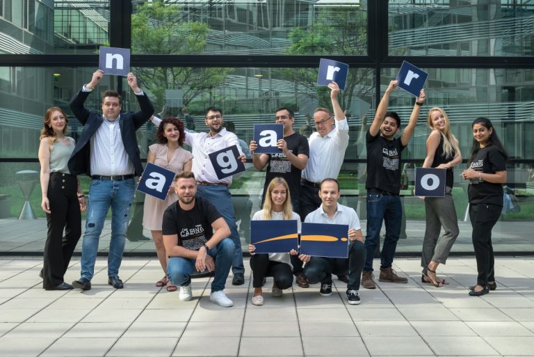 Compania de IT iQuest fuzionează cu Nagarro