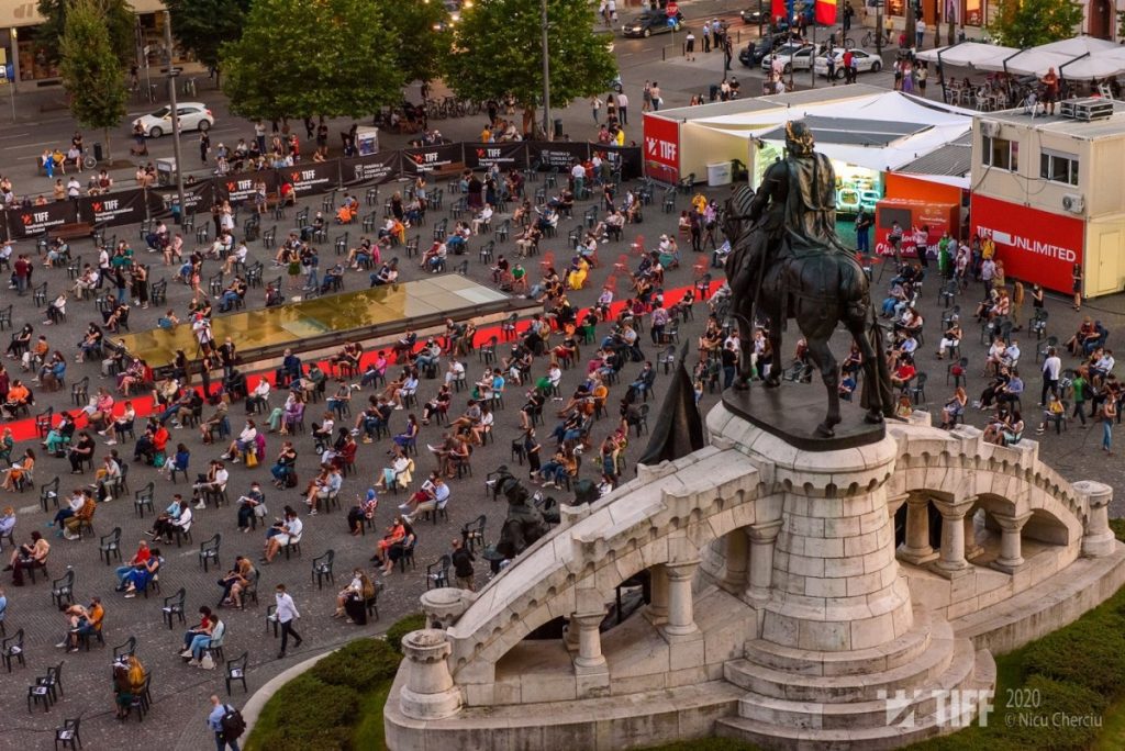Piața Unirii la Gala de deschidere TIFF 2020 Foto Nicu Cherciu