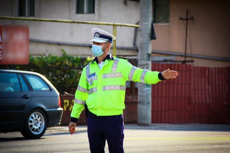 21 de clujeni amendaţi pentru că nu au purtat masca în mijloacele de transport în comun