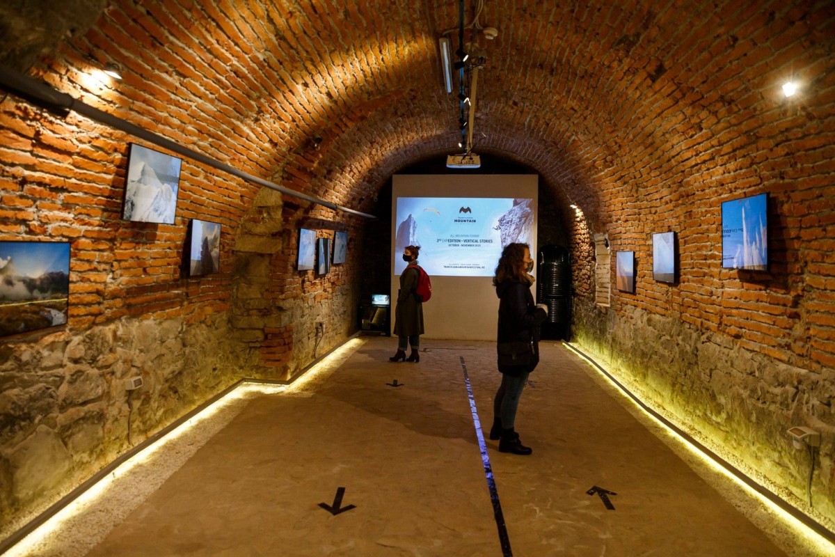 Artiştii sunt invitaţi să propună proiecte pentru agenda 2021 a spațiului de expresie contemporană La Cave