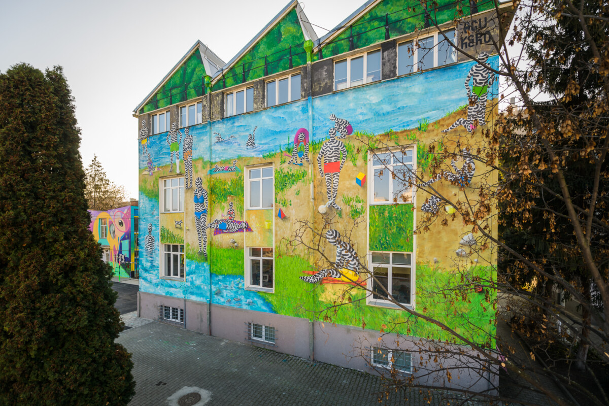 Prima pictură murală din Cluj care purifică aerul
