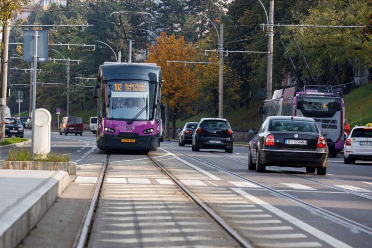 Mai multe tramvaie au intrat astăzi în circulație în Cluj-Napoca