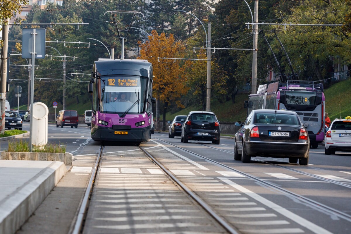 Mai multe tramvaie au intrat astăzi în circulație în Cluj-Napoca