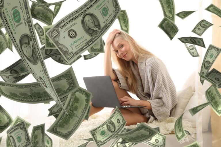 Cum sa iti maximizezi veniturile si sa iti minimizezi riscurile in cariera de model online
