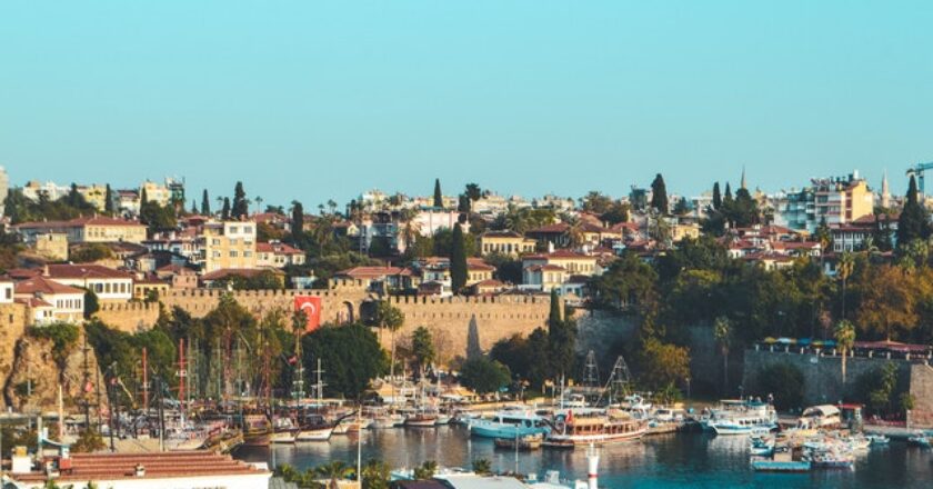 Antalya: locația perfectă de vacanță