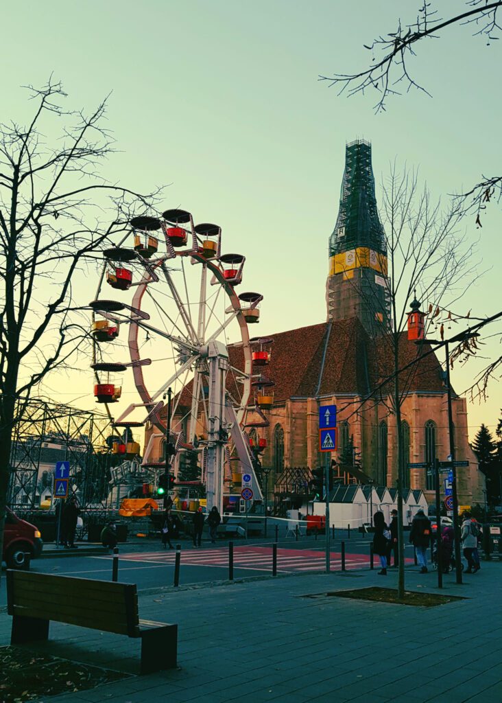 Mâine se deschide Târgul de Crăciun de la Cluj | Roata Panoramică - noutatea acestui an