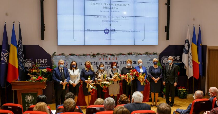 UMF Cluj a premiat excelentă în activitatea didactică şi cercetarea ştiinţifică