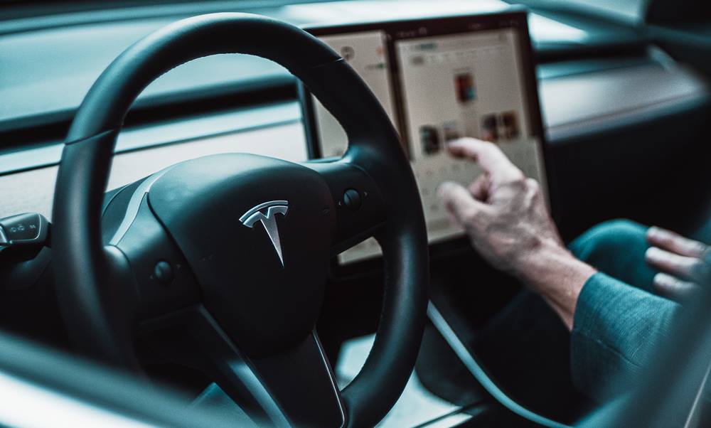 masina tesla