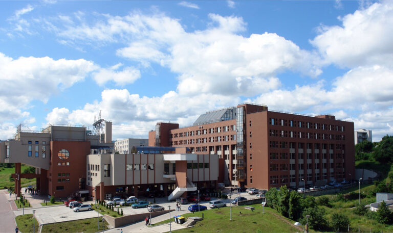 35 de milioane de euro din partea Băncii Europene de Investiții pentru dezvoltarea campusului universitar UBB Cluj 1 35 de milioane de euro din partea Băncii Europene de Investiții pentru dezvoltarea campusului universitar UBB Cluj