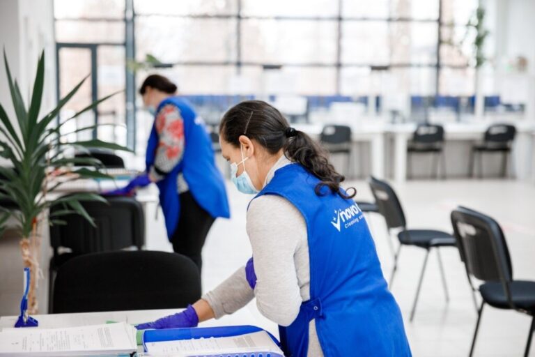 Curățenia de primăvară este mai ușoară alături de o firmă specializată 8 firma curatenie