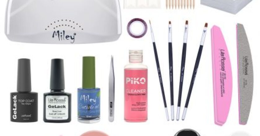 4 moduri simple de a avea grijă de unghii acasă