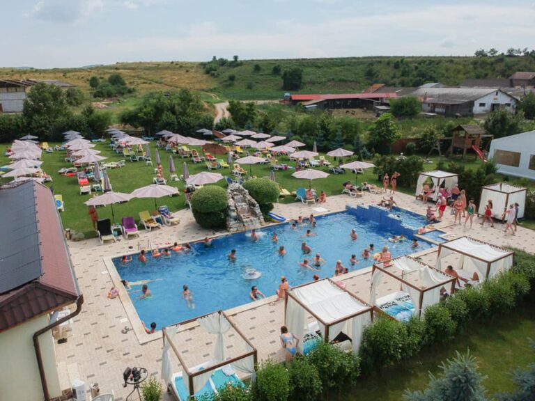 Ce preferă clujenii într-o zi toridă de vară? 8 Pensiunea Casa Moteasca