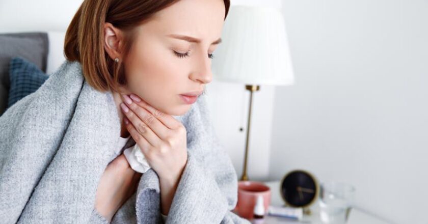 10 sfaturi de care să ții cont atunci când te doare gâtul