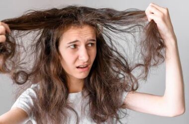 Cele mai comune greșeli de îngrijire a părului și cum le eviți