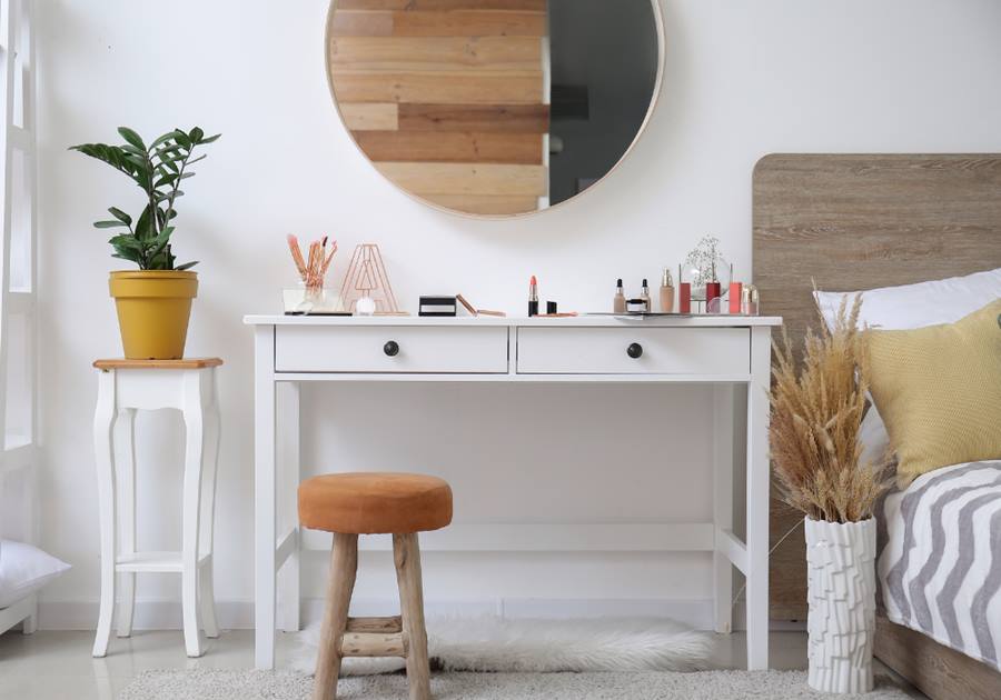Completarea designului unui dormitor - Echilibrul perfect cu o măsuță de machiaj 1 mobatelier