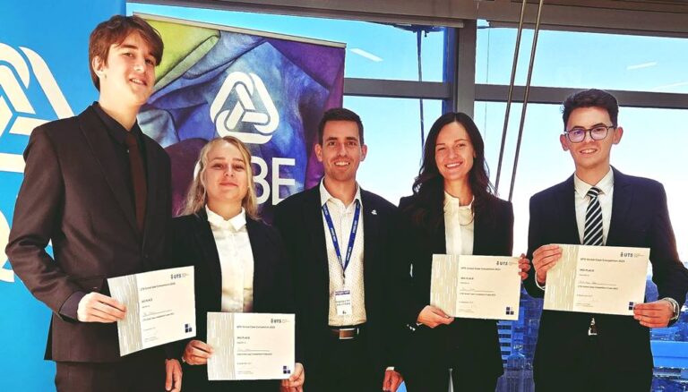 Studenții UBB Cluj - din nou pe podiumul competiției internaționale de studii de caz din Australia