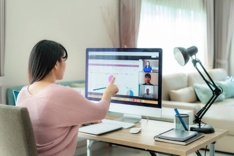 Kit complet IT: echipament esențial pentru work from home eficient 9 echipament esențial pentru work from home