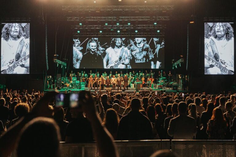 Mii de oameni prezenţi la concertele Cluj Symphony Experience 2024