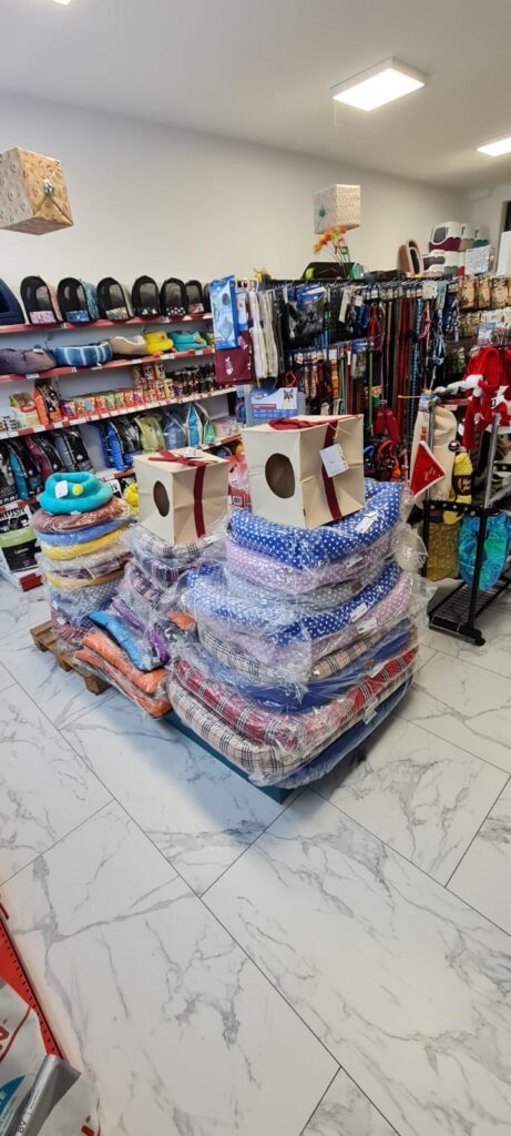 pet shop mustacioara